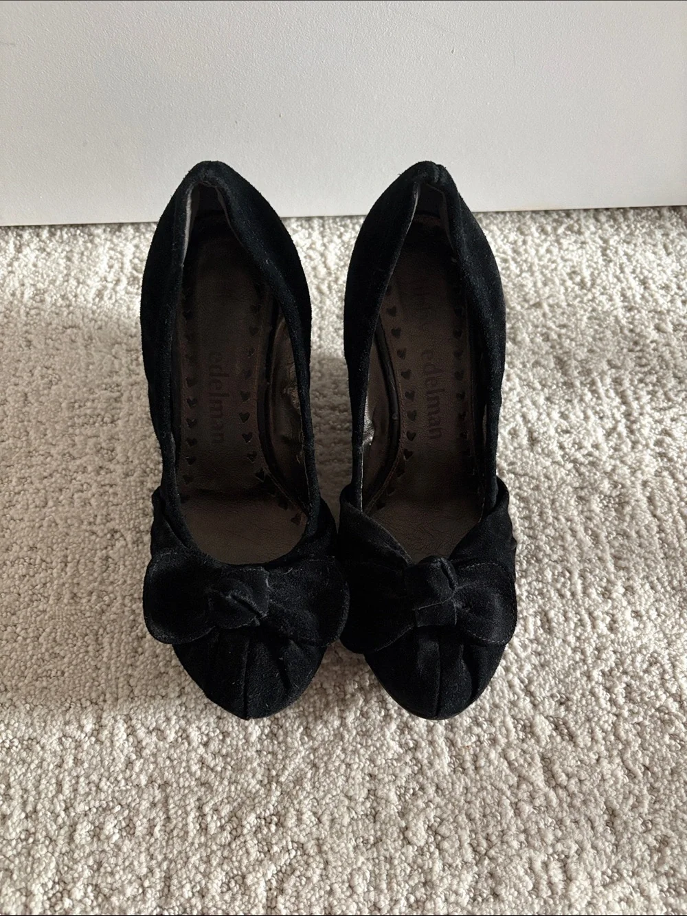 Vintage libby edelman NAOMI Classic Black Suede Wedge Pumps with Bow 6M